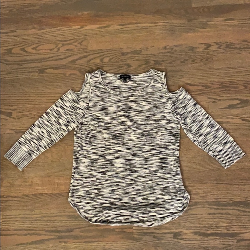 Cut-out shouldered, black and white striped shirt